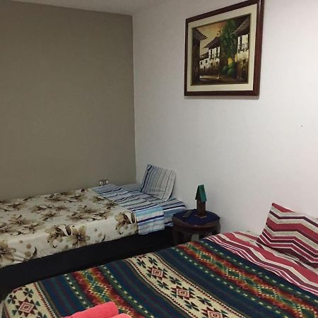 The Backpacker Hostal Ibarra Εξωτερικό φωτογραφία
