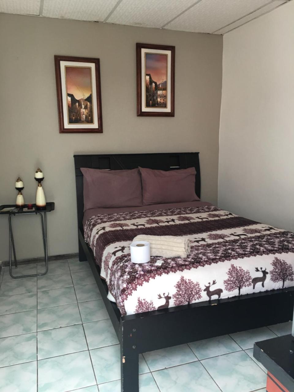 The Backpacker Hostal Ibarra Εξωτερικό φωτογραφία