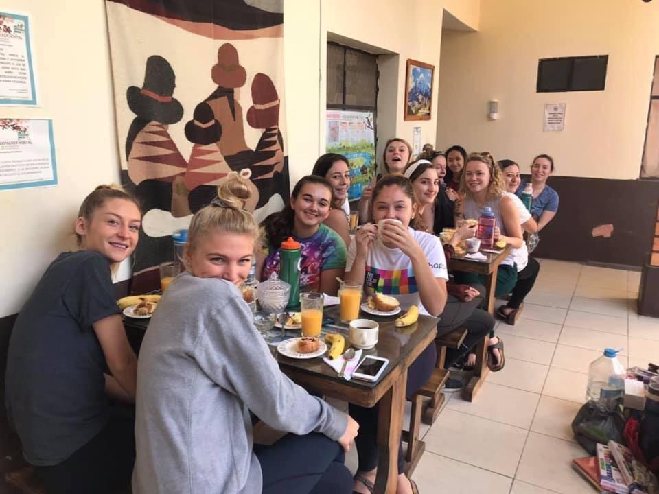 The Backpacker Hostal Ibarra Εξωτερικό φωτογραφία