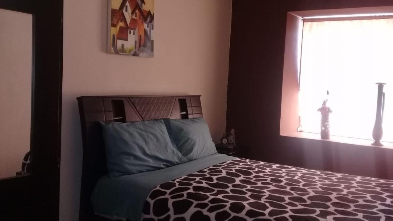 The Backpacker Hostal Ibarra Εξωτερικό φωτογραφία